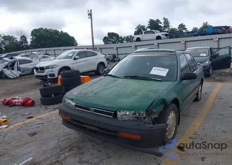 1992 Honda Accord Ex z USA, uszkodzony, nr VIN 1HGCB7578NA217868